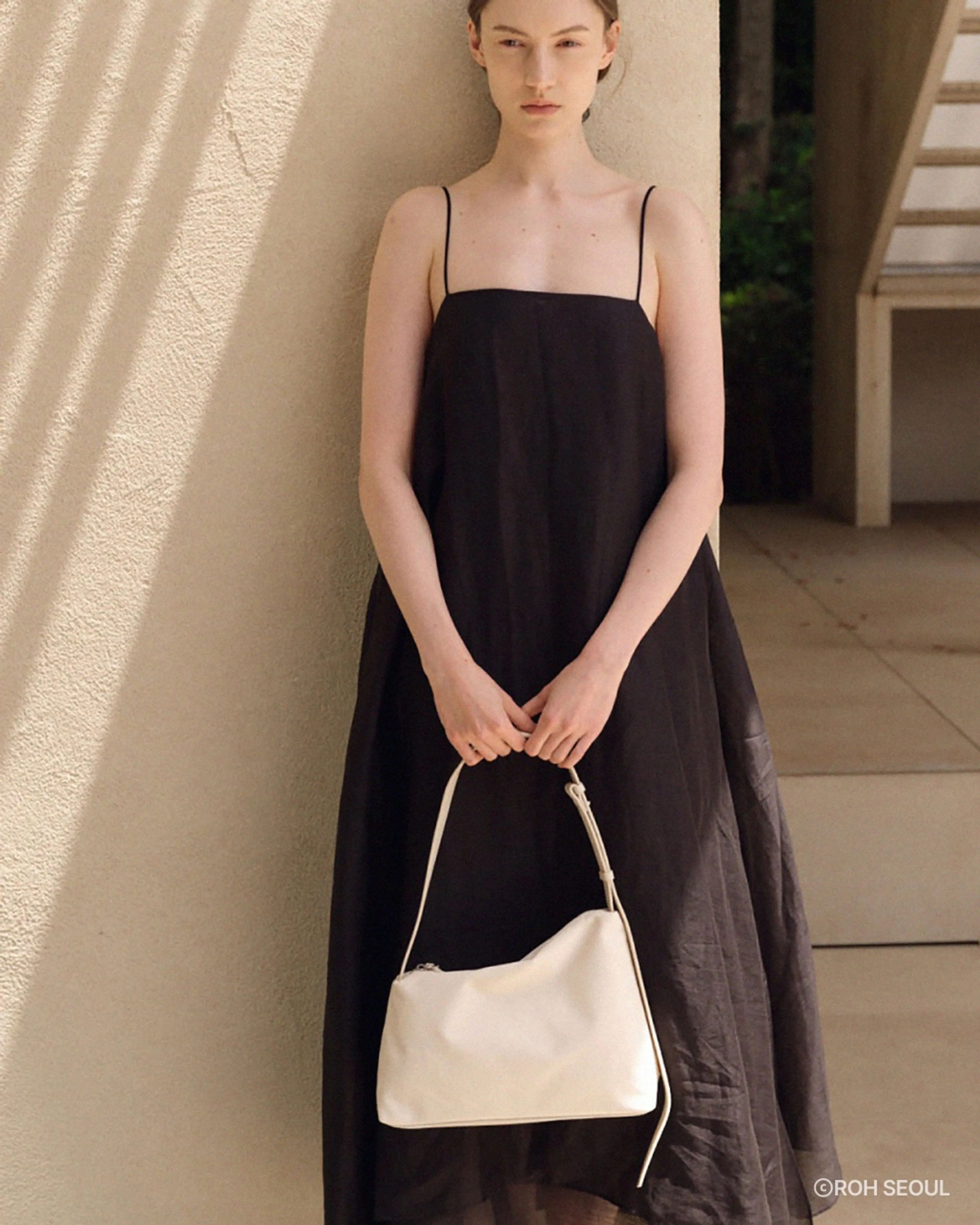 로서울 - Rowie shoulder bag Nylon Ivory