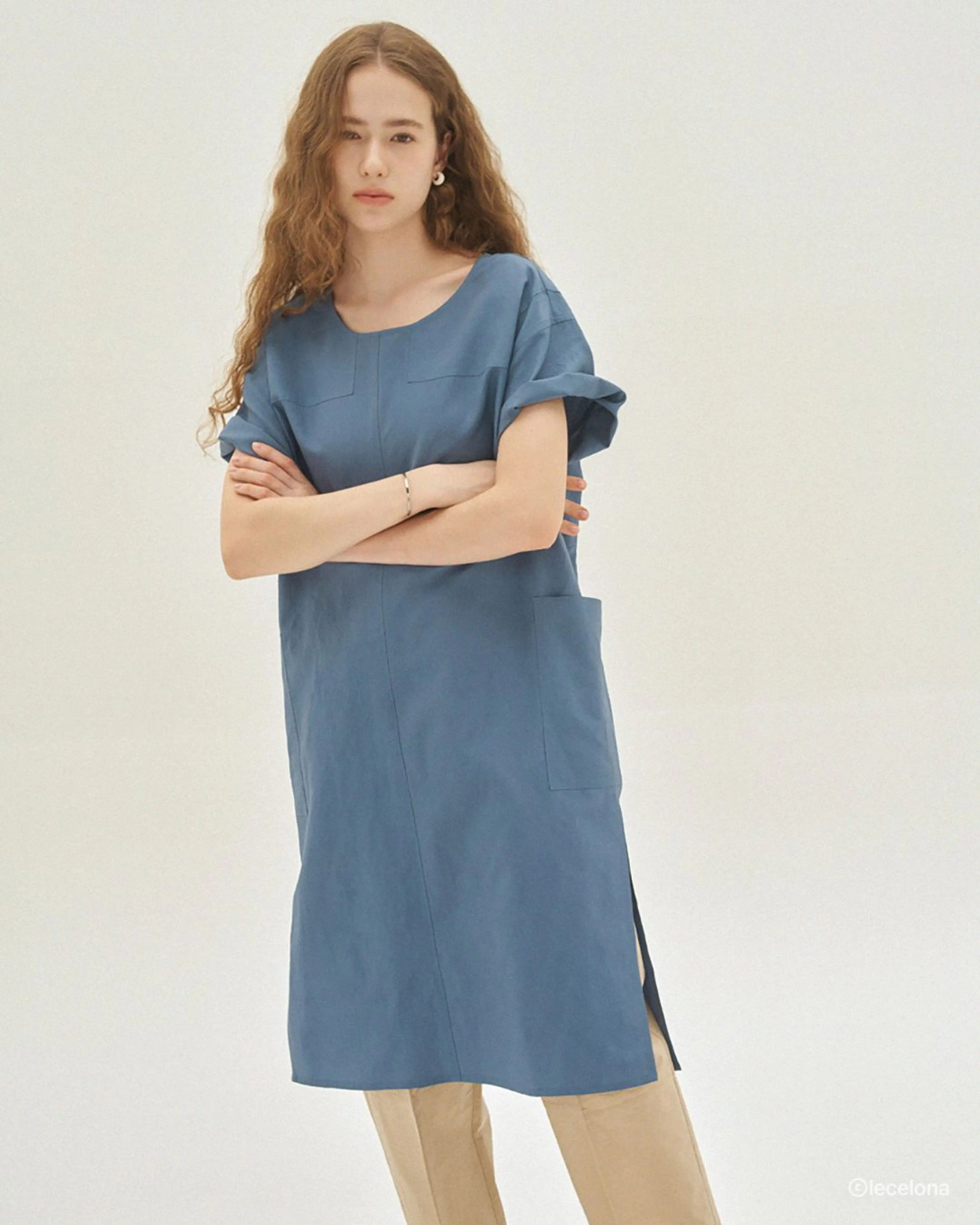 르셀로나 Modern back open dress (blue)