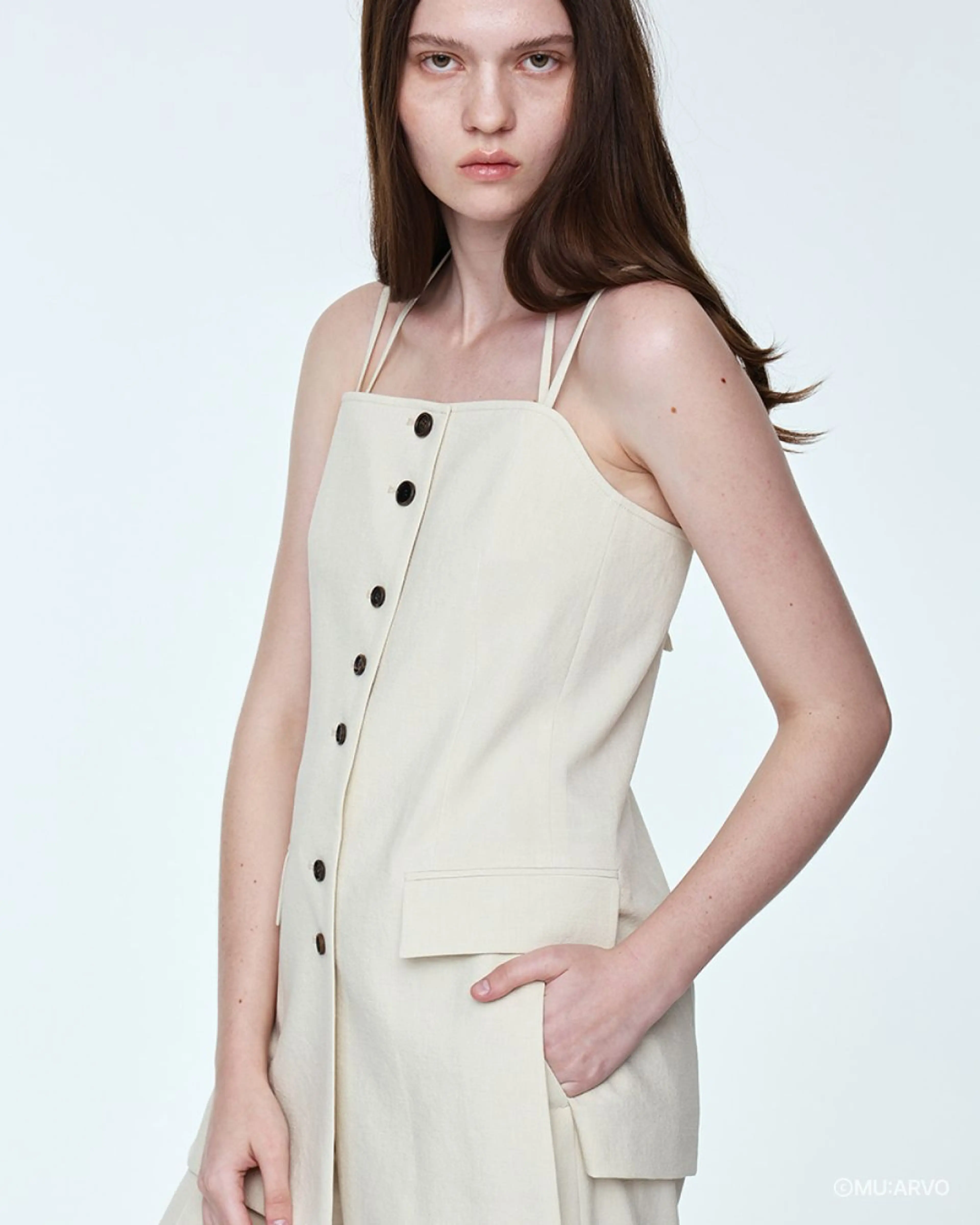 무아르보 Halterneck Detail Summer Vest