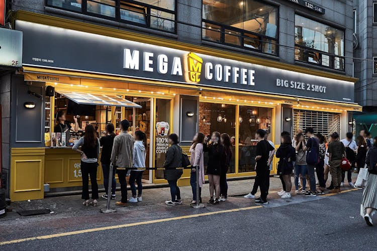 韓国の低価格コーヒーブランドの大将, MEGA COFFEEメニューおすすめ